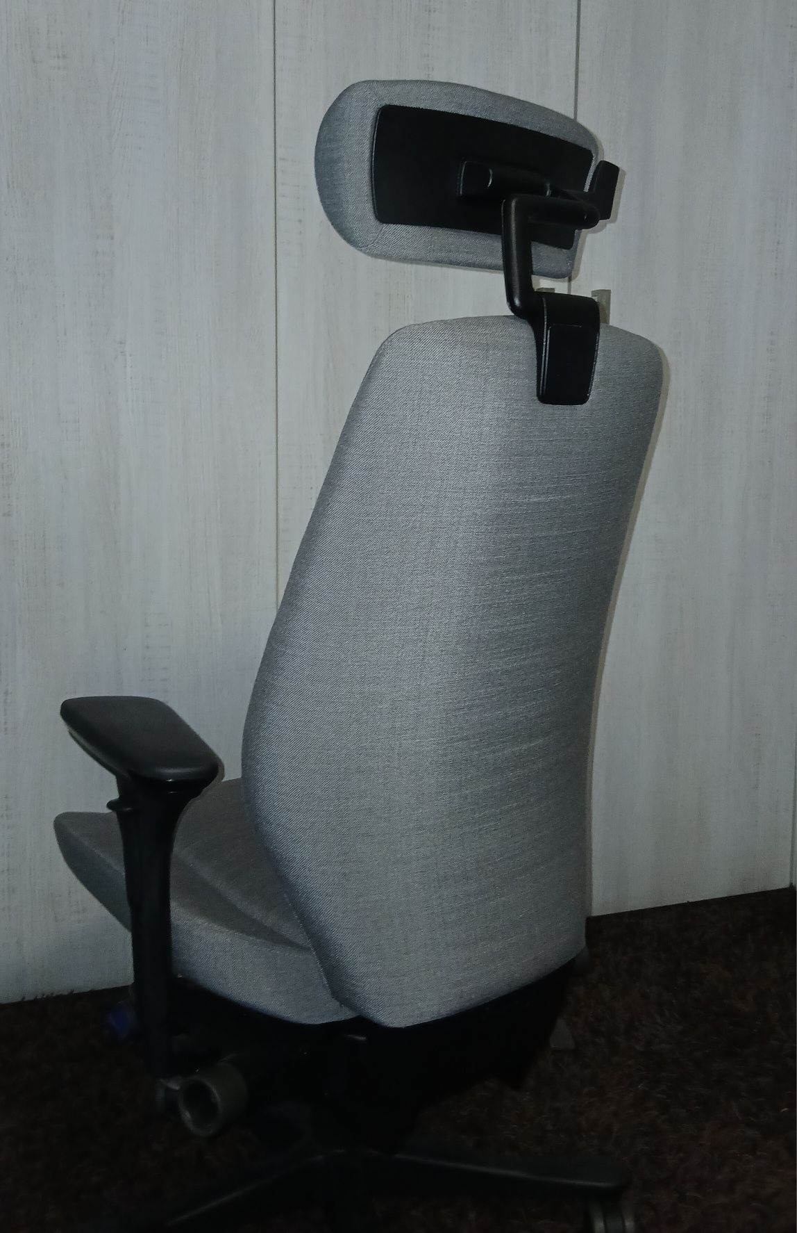 Kinnarps 9534, szare, tapicerka LIV 7041, kinarps