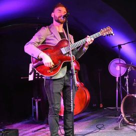 Profesjonalne lekcje śpiewu, gry na gitarze | Studio muzyczne | Kraków