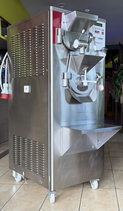 Compacta 10 maszyna do produkcji lodów z pasteryzatoren