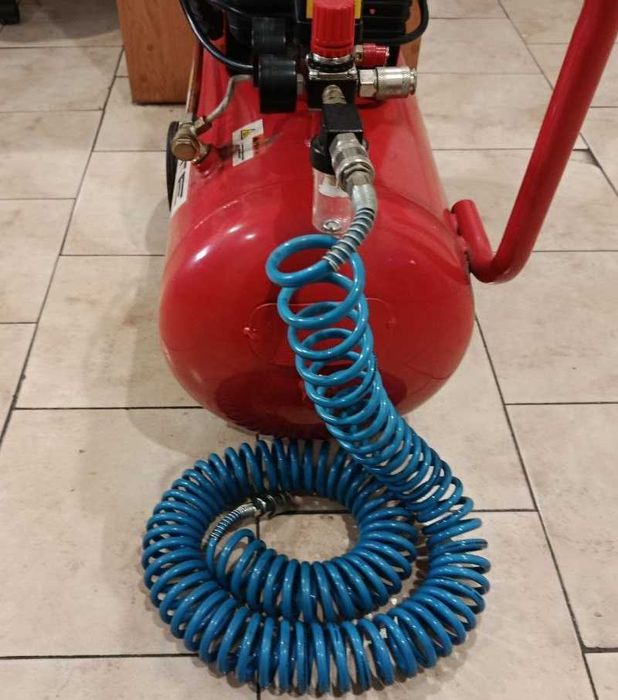 Компрессор Forte FL-50, 2HP воздушный масляный поршневой 50 л 220В