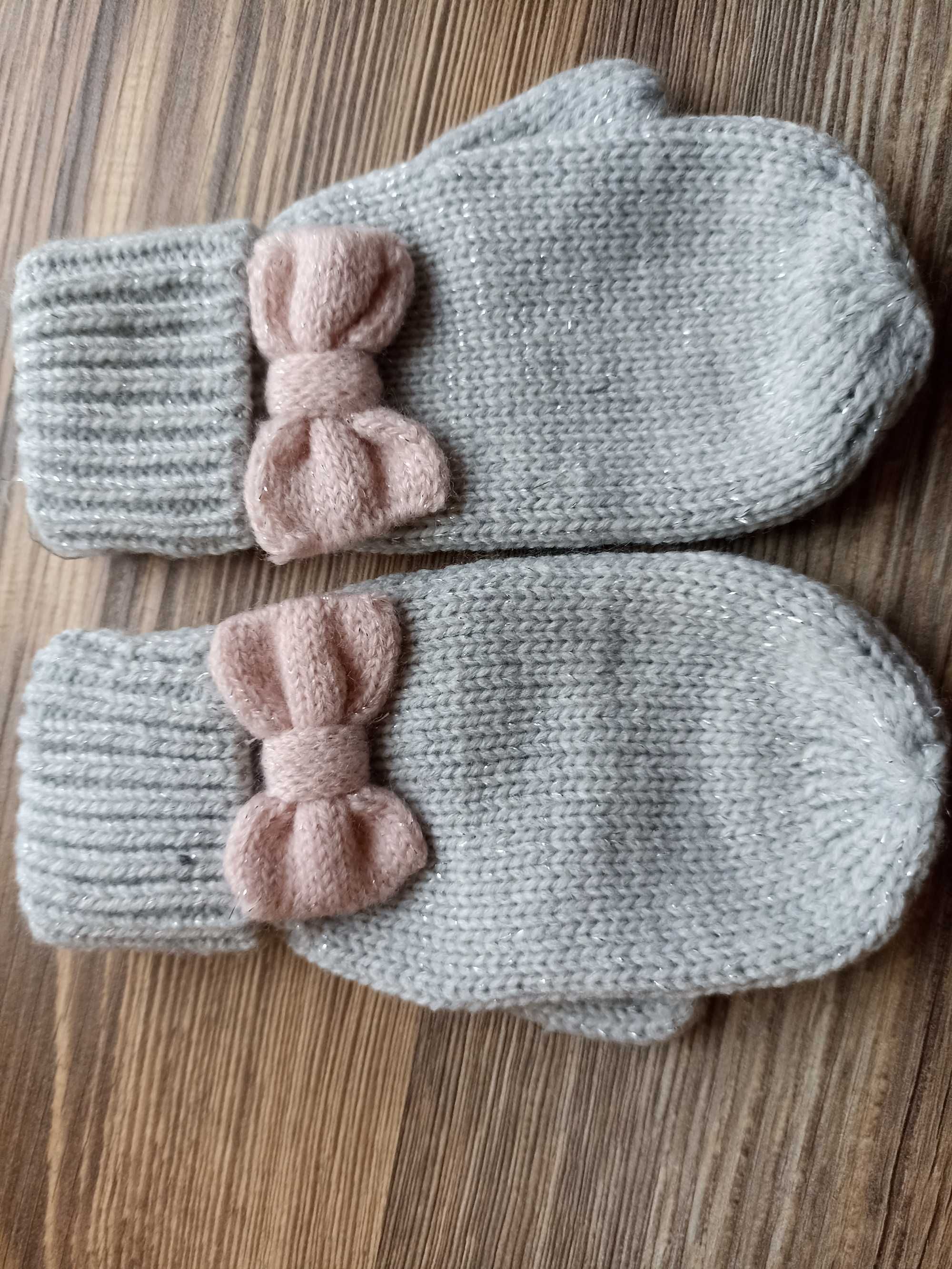 czapka i rękawiczki H&M r. 74/80 srebrna nitka, różowa kokardka