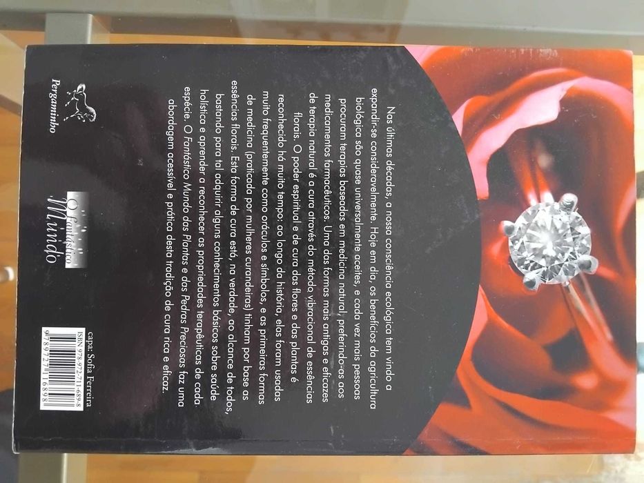 O fantástico Mundo das Plantas e das Pedras Preciosas