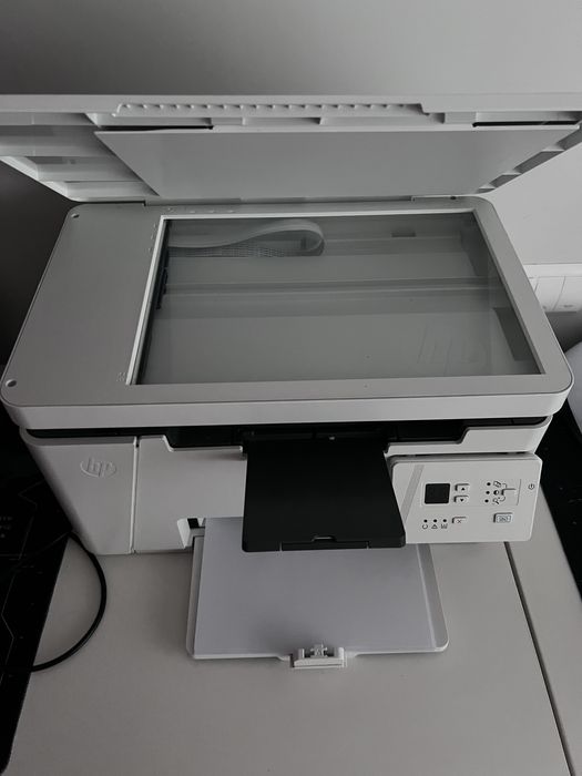 Impressora multifunções Laser