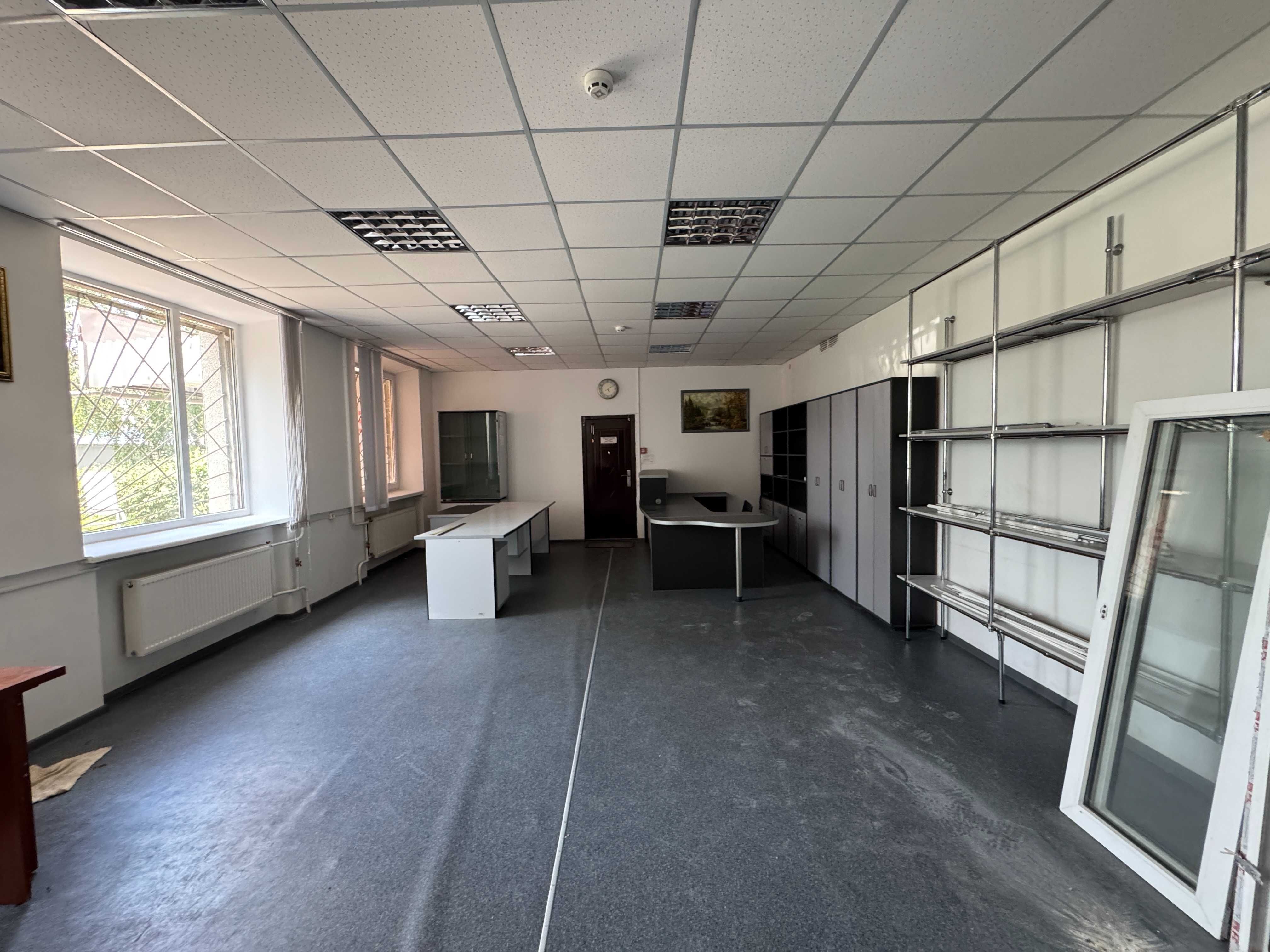 Приміщення під офіс в центрі по вул. Благовісна