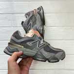 Жіночі кросівки new balance 9060