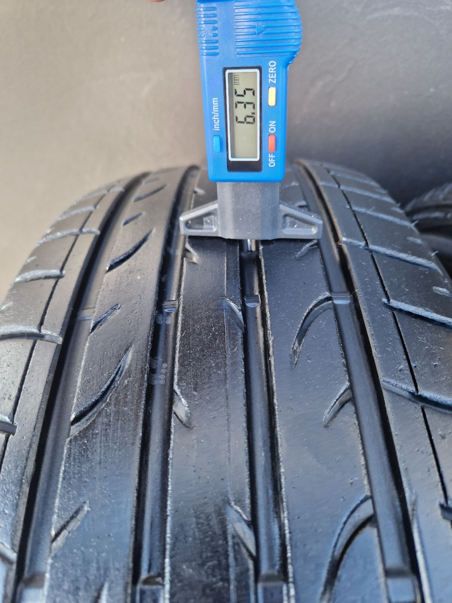 Шини Bridgestone Dueler H/P Sport 225 55 18 колеса