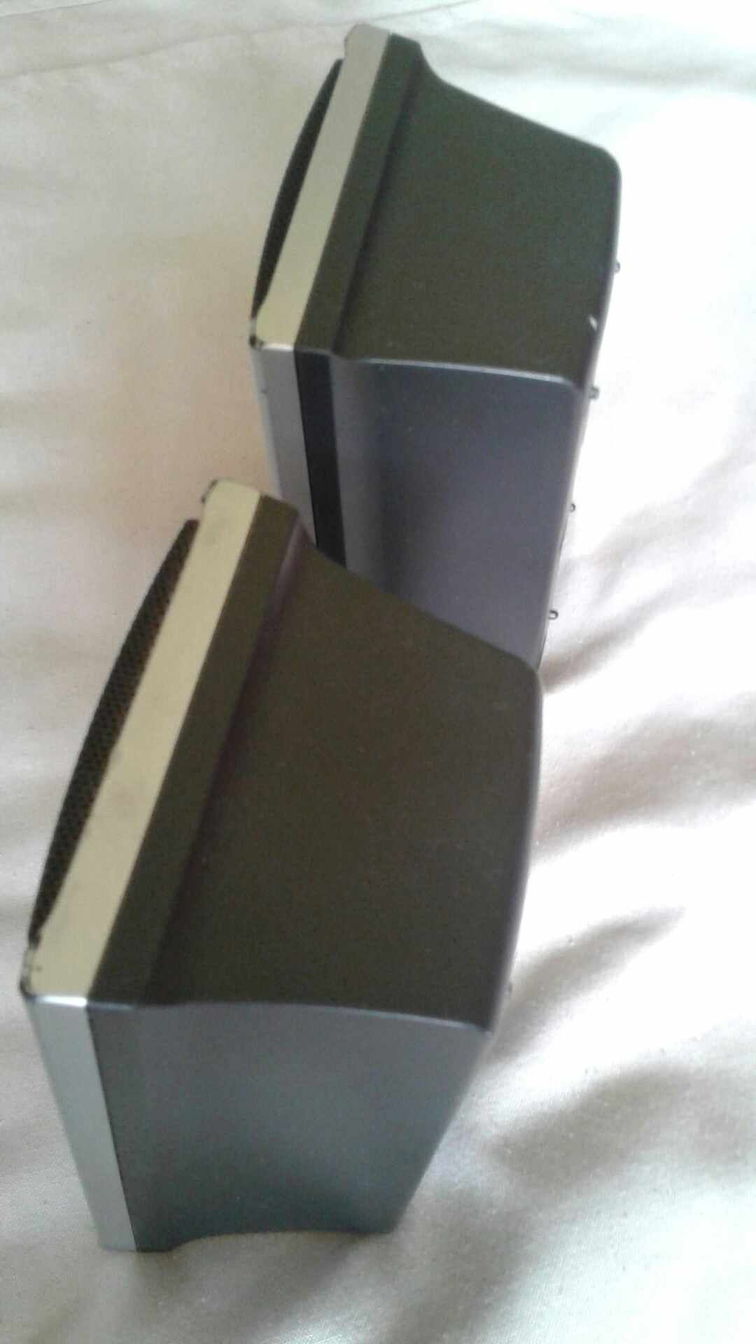 Две колонки Sony Speaker System3 Om