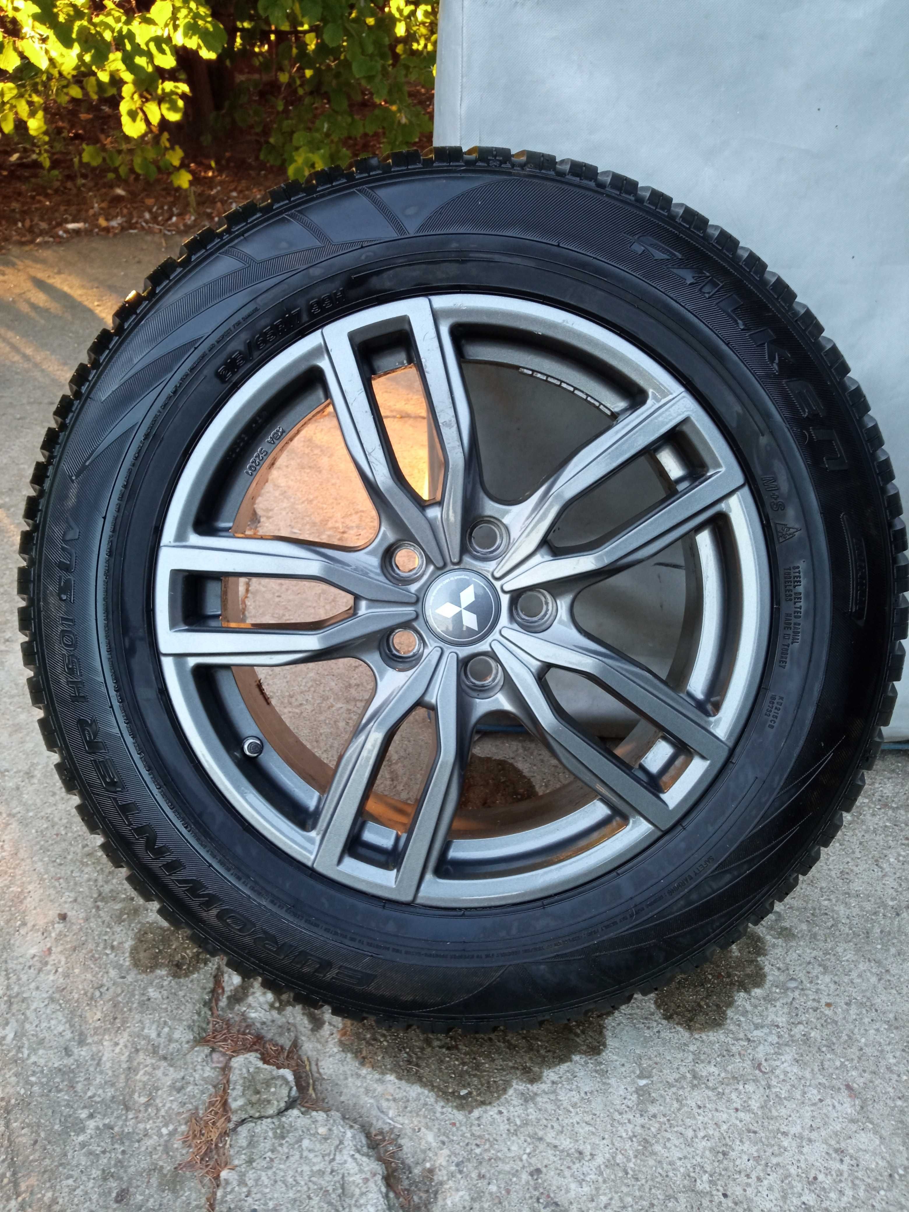 Kola Felgi opony Mitsubishi Outnalder ASX 215/60r17 czujniki zima 8mm