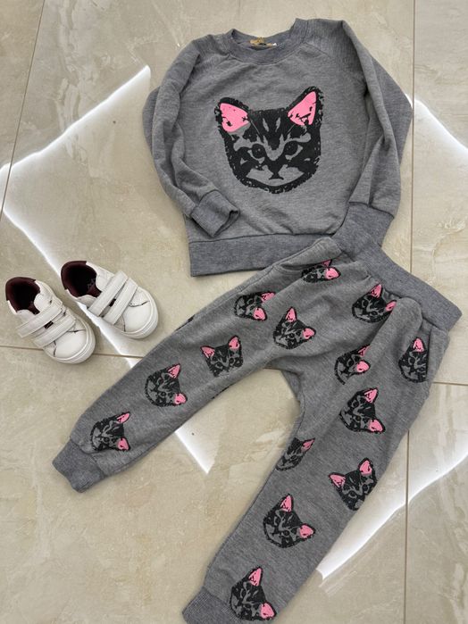 Костюмчик для дівчинки