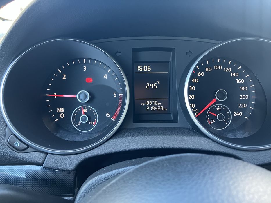 VW Golf Variant Confortline 1.6 TDI