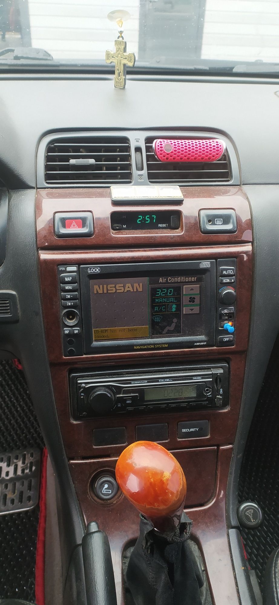 Nissan Maxima a32