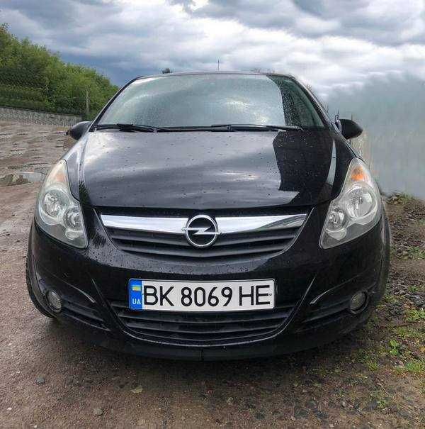 Opel Corsa D – 1.3, 111 Edition 2010, 3-дверка