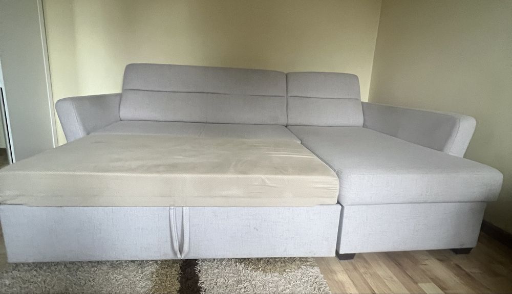 Sofa naroznik z funkcją spania