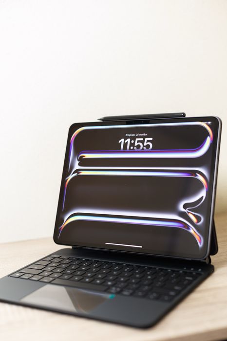 iPad Pro 13” (M4, 2024) + клавиатура+ стилус