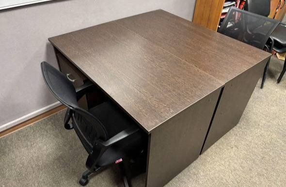 Закрився офіс: РОЗПРОДАЖ_столи,крісла,стільці,тумби,шафи,комоди,оргтех