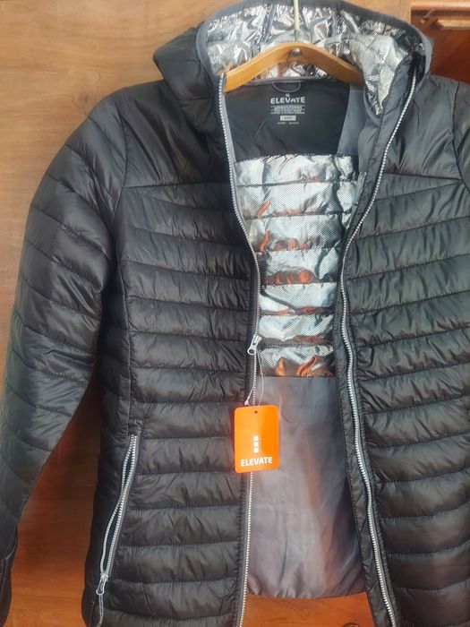 Продам нову куртку розмір М. Ціна 500