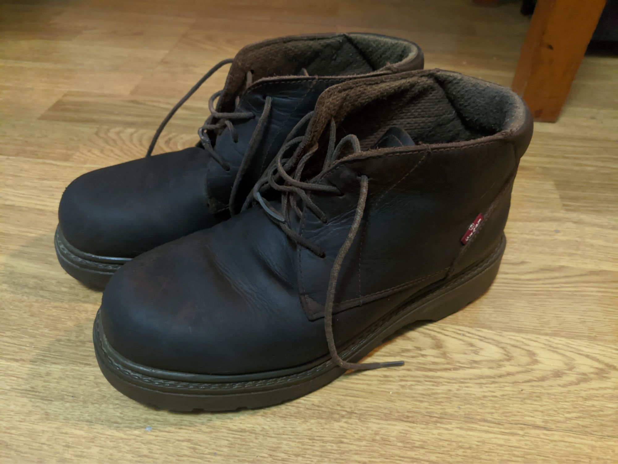 Botas Levi's de pele número 39