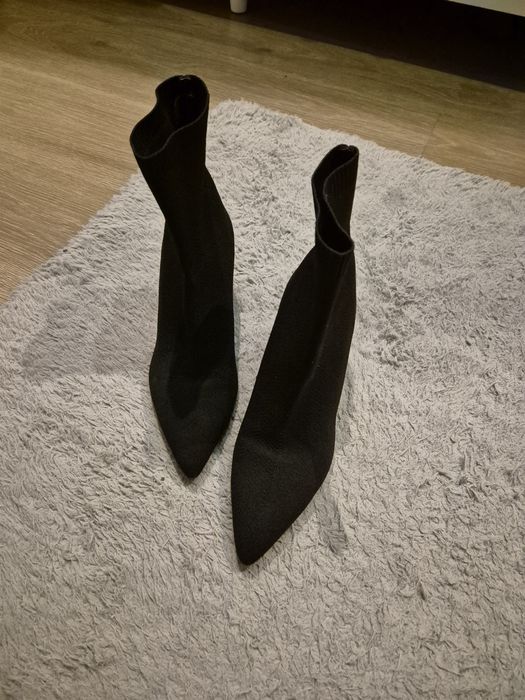 Botki czarne skarpetki mohito skarpety