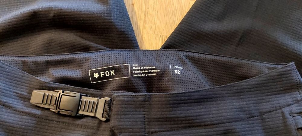 Calções FOX Defend 2 Unidades