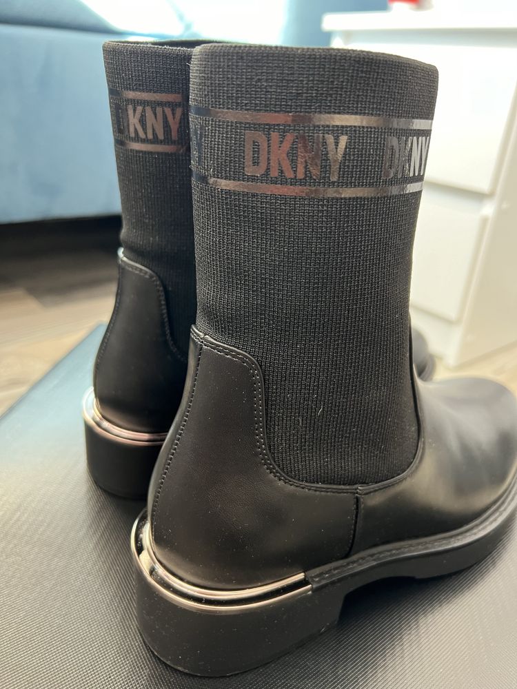 Botki czarna skórzane DKNY rozmiar 38