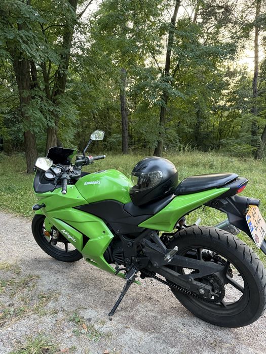 Мотоцикл Kawasaki Ninja EX 250