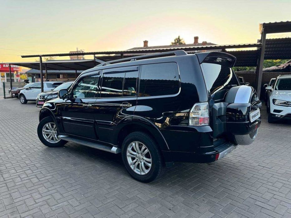 Mitsubishi Pajero Wagon Офіційне авто 2010