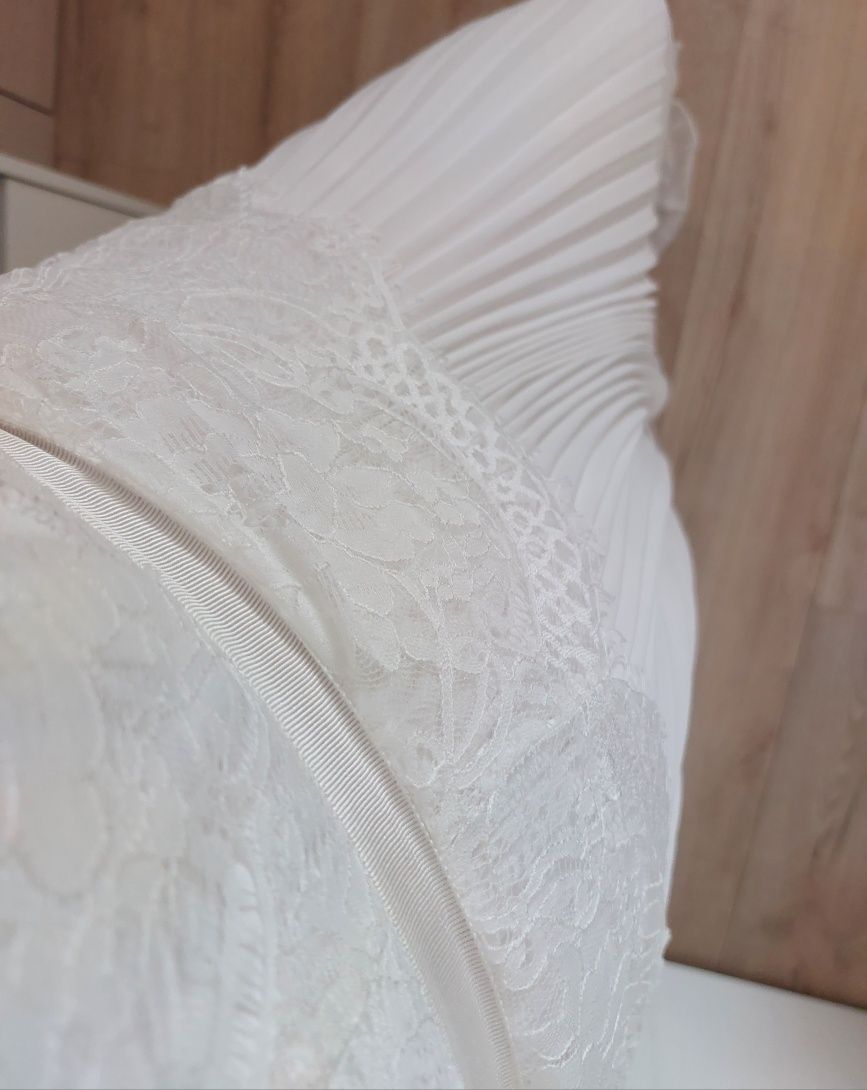 Przepiękna biała koronkowa plisowana suknia ślubna odkryte plecy S 36