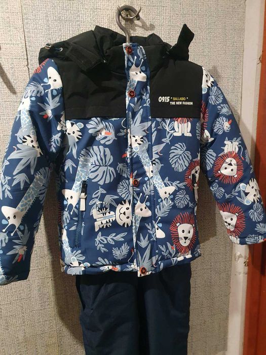 Детский зимний костюм,комбинезон