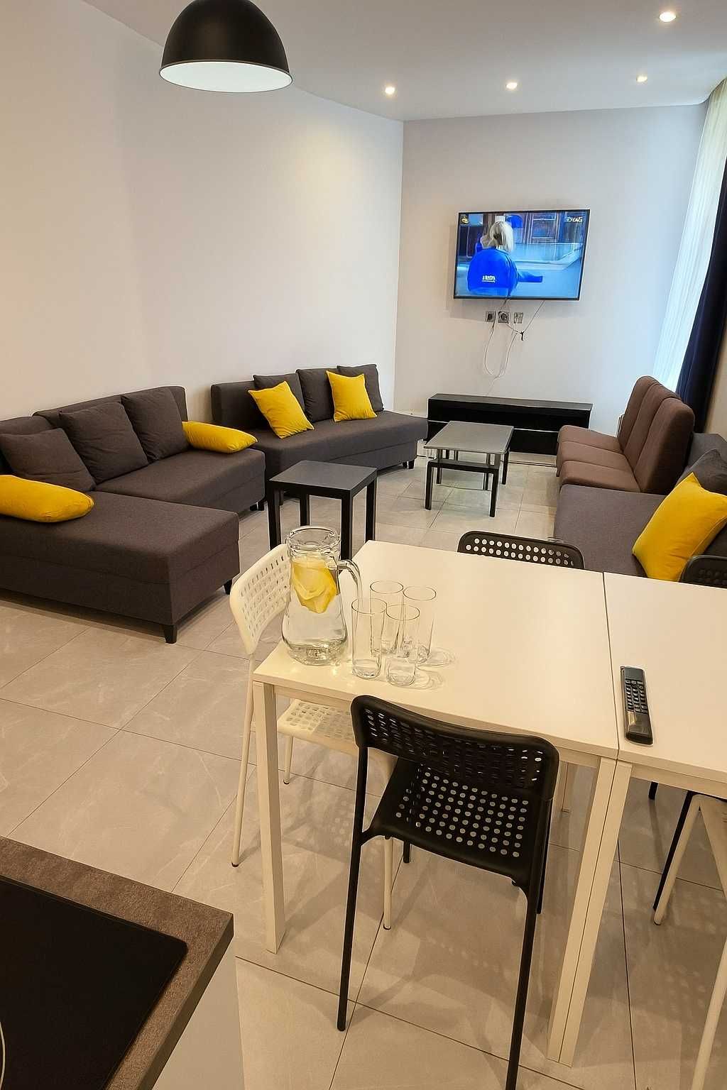 02 Katowice Centrum - Apartament dla 8 osób 2 pokoje WIFI TV Parking!