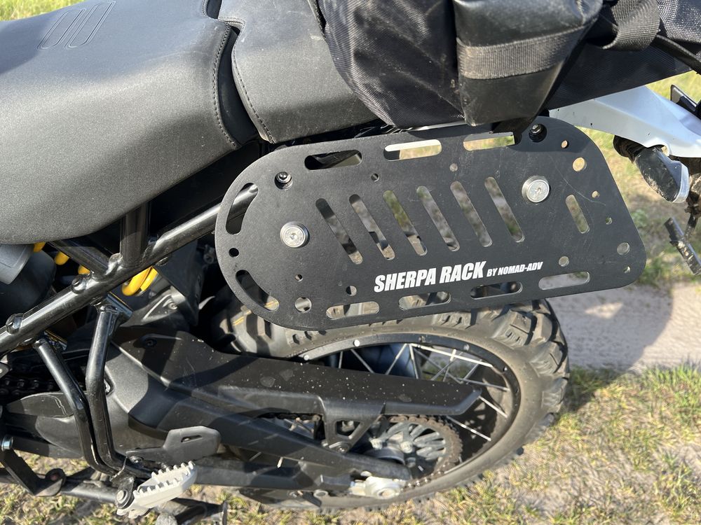 Ducati desert X 2022