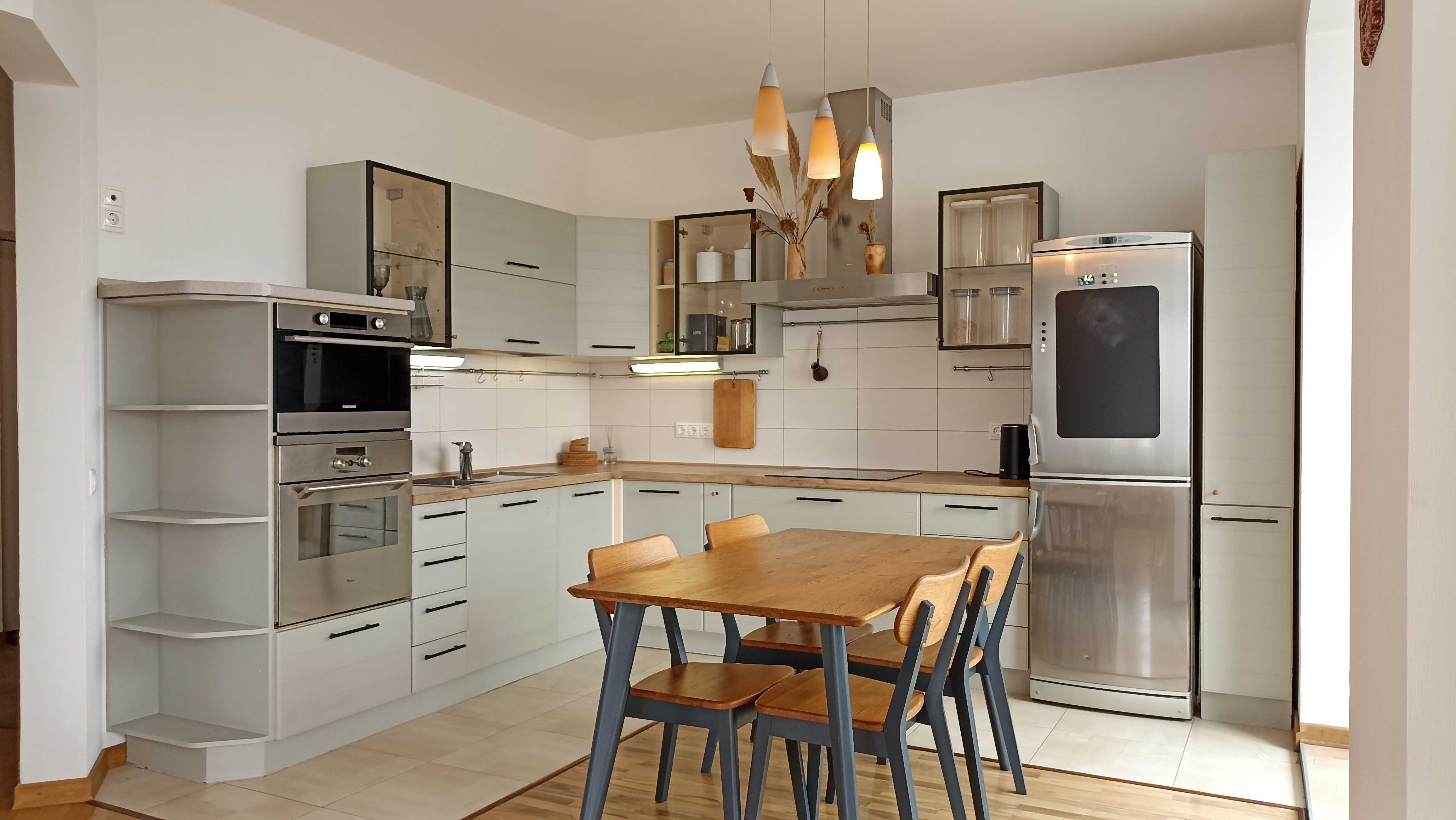 Без% Укриття 3к 98 м2 Амосова, 4 Протасів Яр, паркомісце, pet-friendly