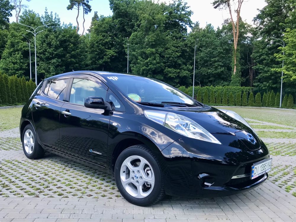 Продам Nissan Leaf SV 24 kw с Webasto
