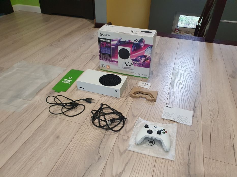 Xbox Series S JAK NOWY Gry FC 26 Fortnite Roblox Cały Komplet Wysyłka