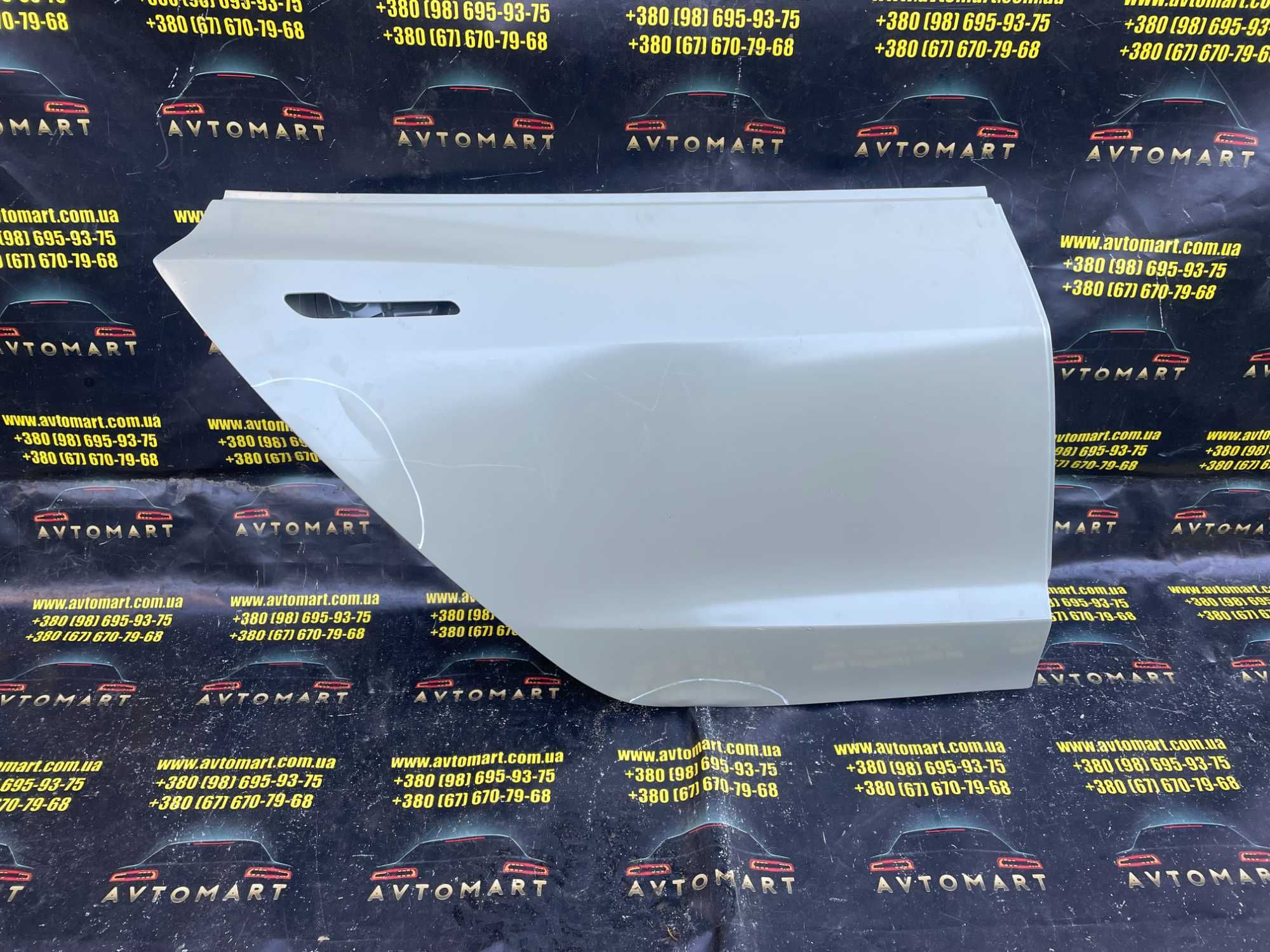 Двері задні праві Tesla 3 дверь задняя правая Tesla 3 1081440-E0-C