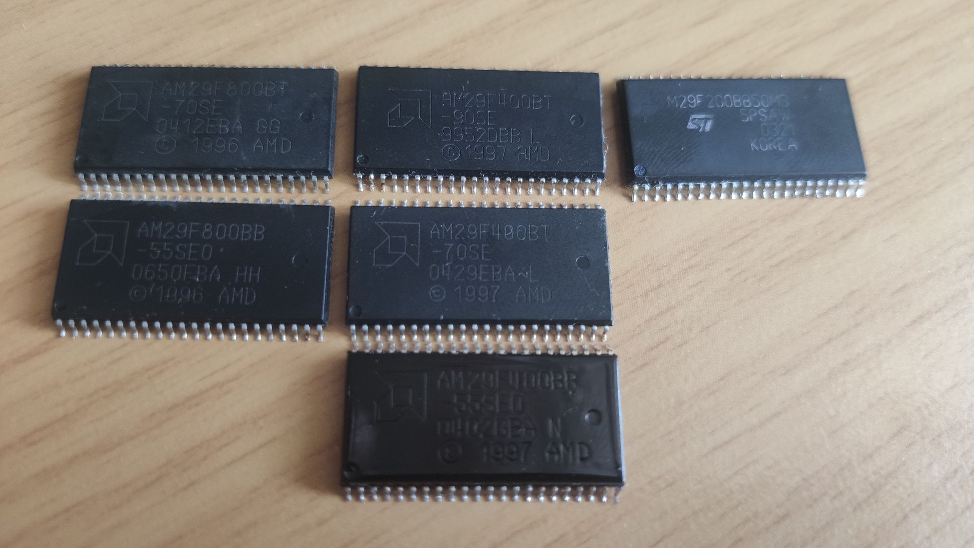 AM29F200, AM29F400, AM29F800
