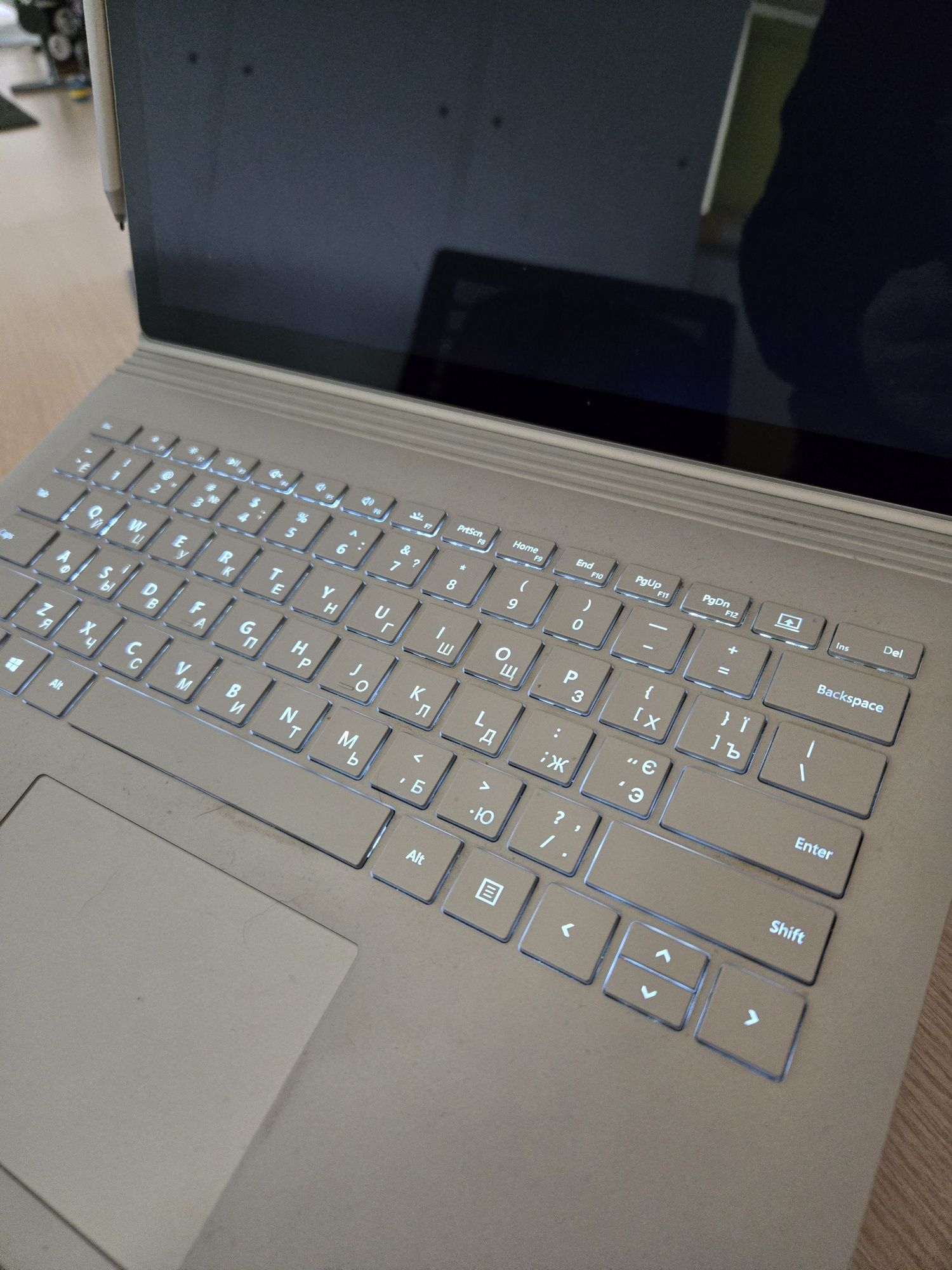 Surface Book 2 I5