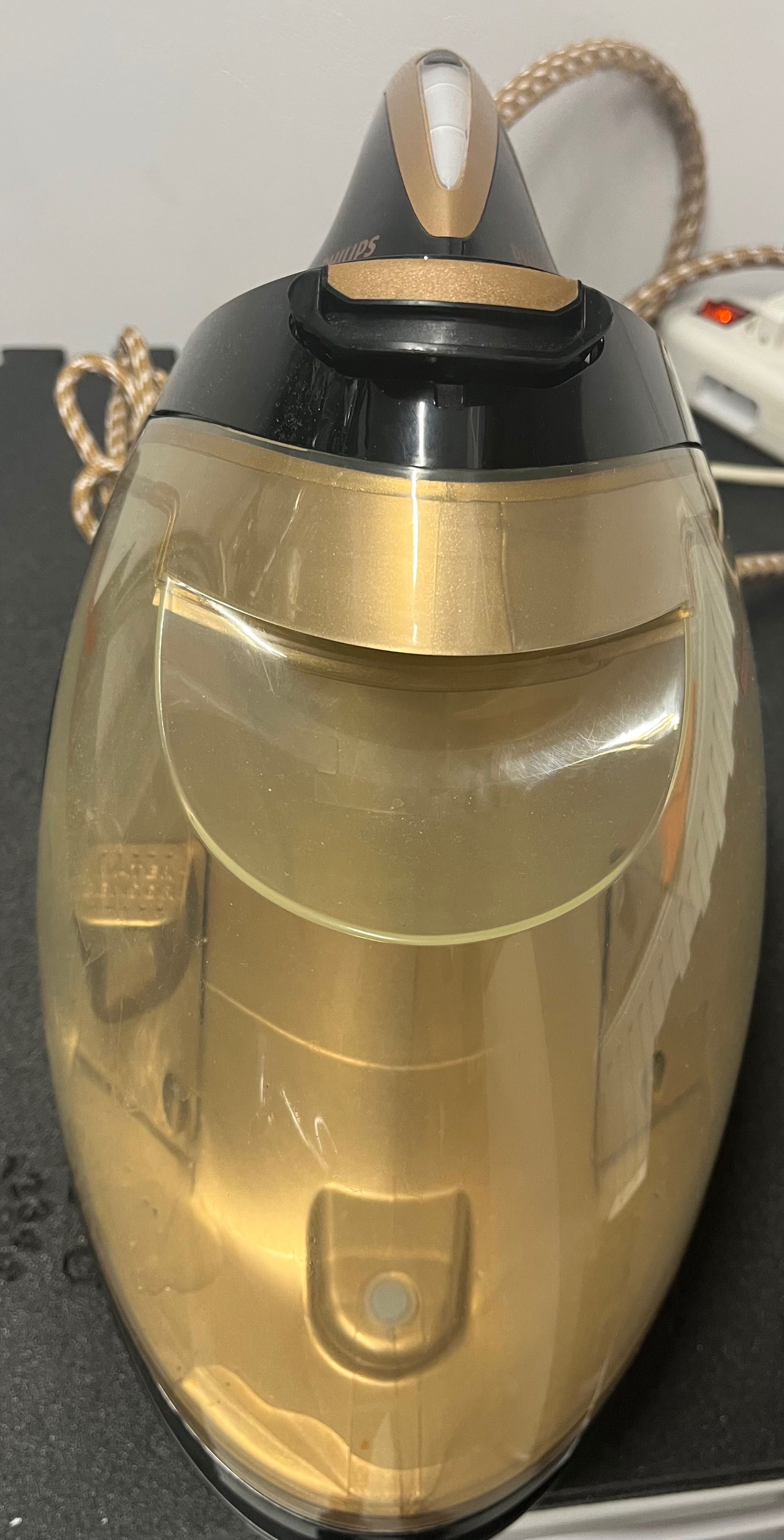 Stacja parowa PerfectCare Elite Plus
