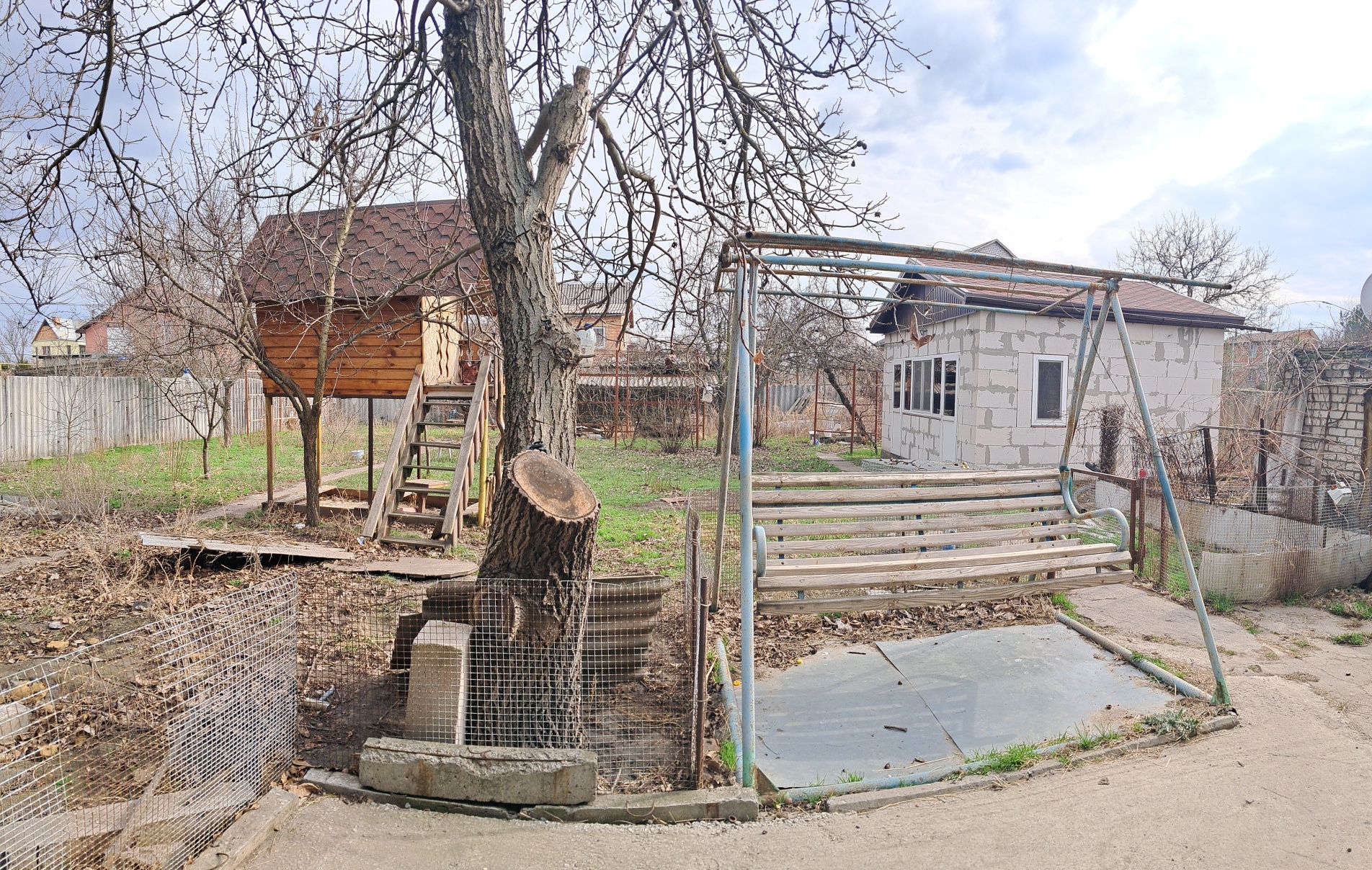 Продам дом со своим берегом в г. Самар (Новомосковск)