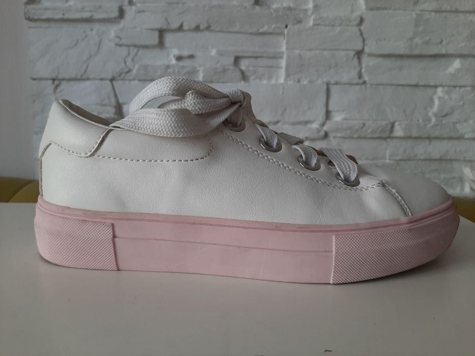 Buty Esprit sneakersy trampki r 40