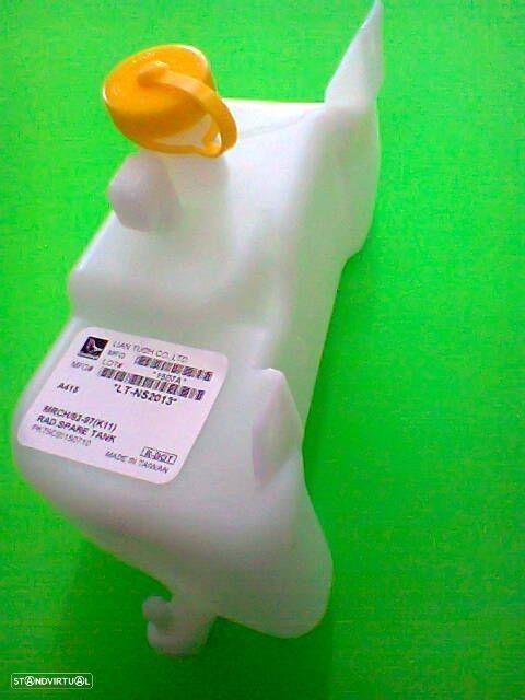 depósito água nissan micra k11 1993-2002 (NOVO)