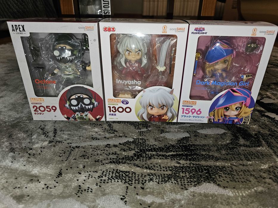 Figuras funko pop e nendoroid