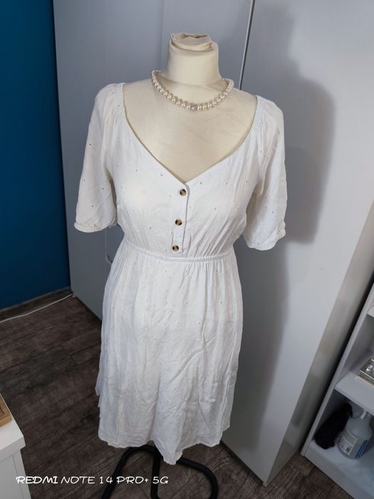 Sukienka letnia biała midi 38/40 M/L