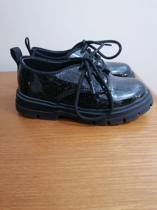 Sapato Zara, igual a novo