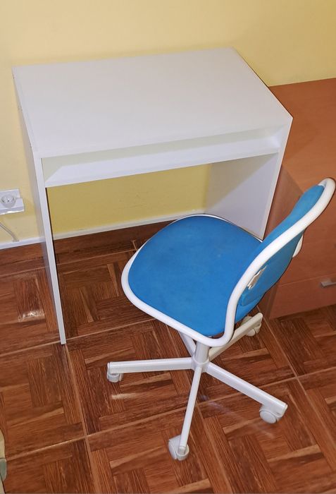 Conjunto Secretaria + Cadeira + Movel de Gavetas