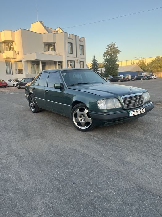 Мерседес бенц 124