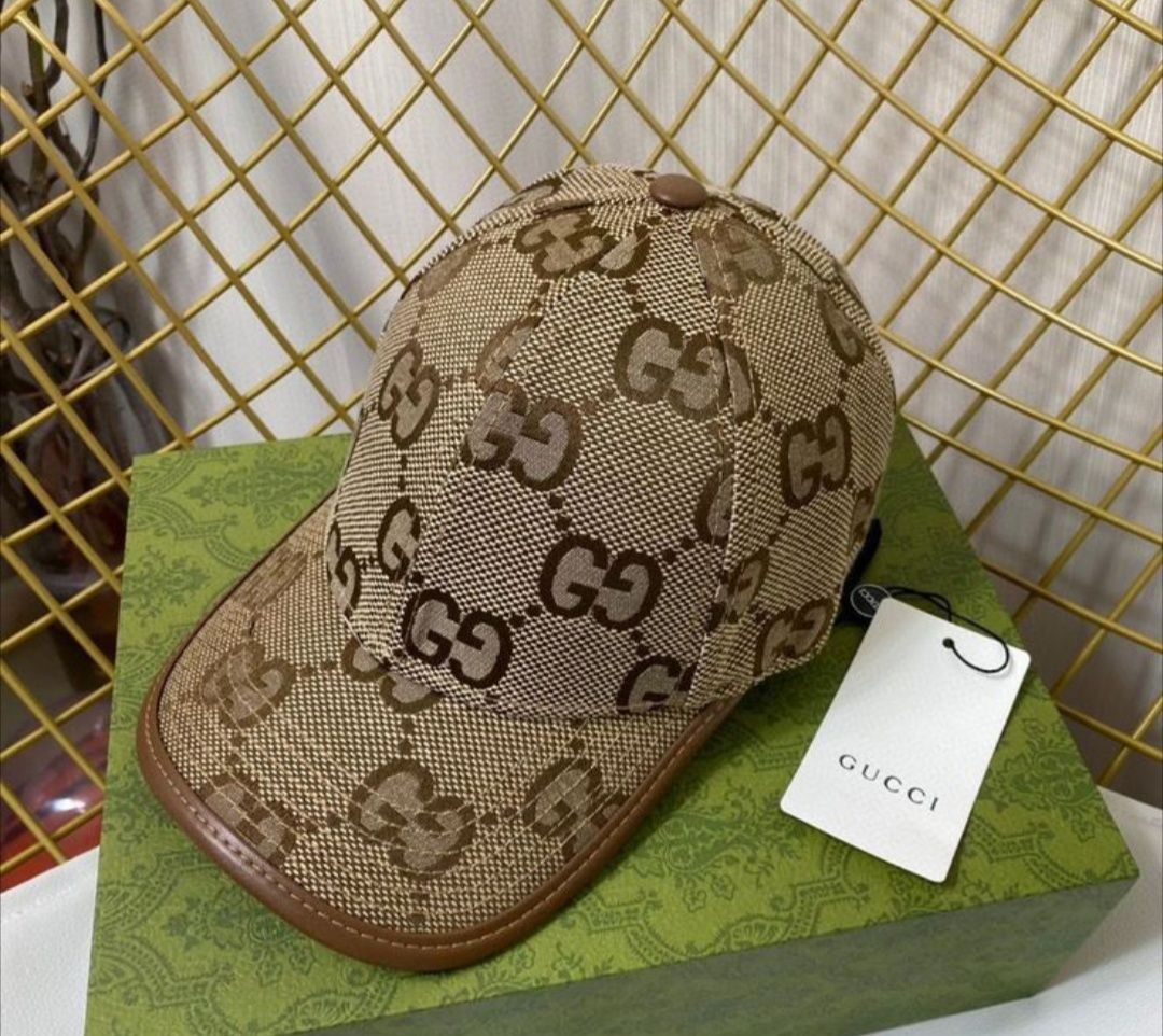 Chapéu Gucci bege
