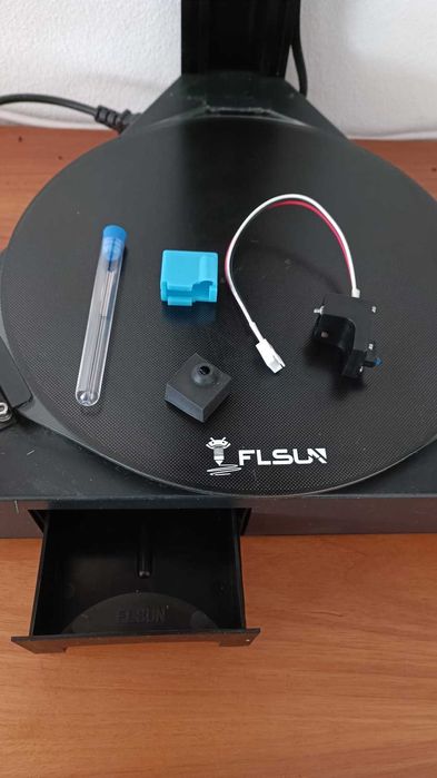 Vendo Impressora 3D FLSUN com caixa
