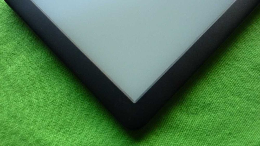 Amazon Kindle Basic Edycja 9, Generacja 10 / Kolor Czarny / 8GB