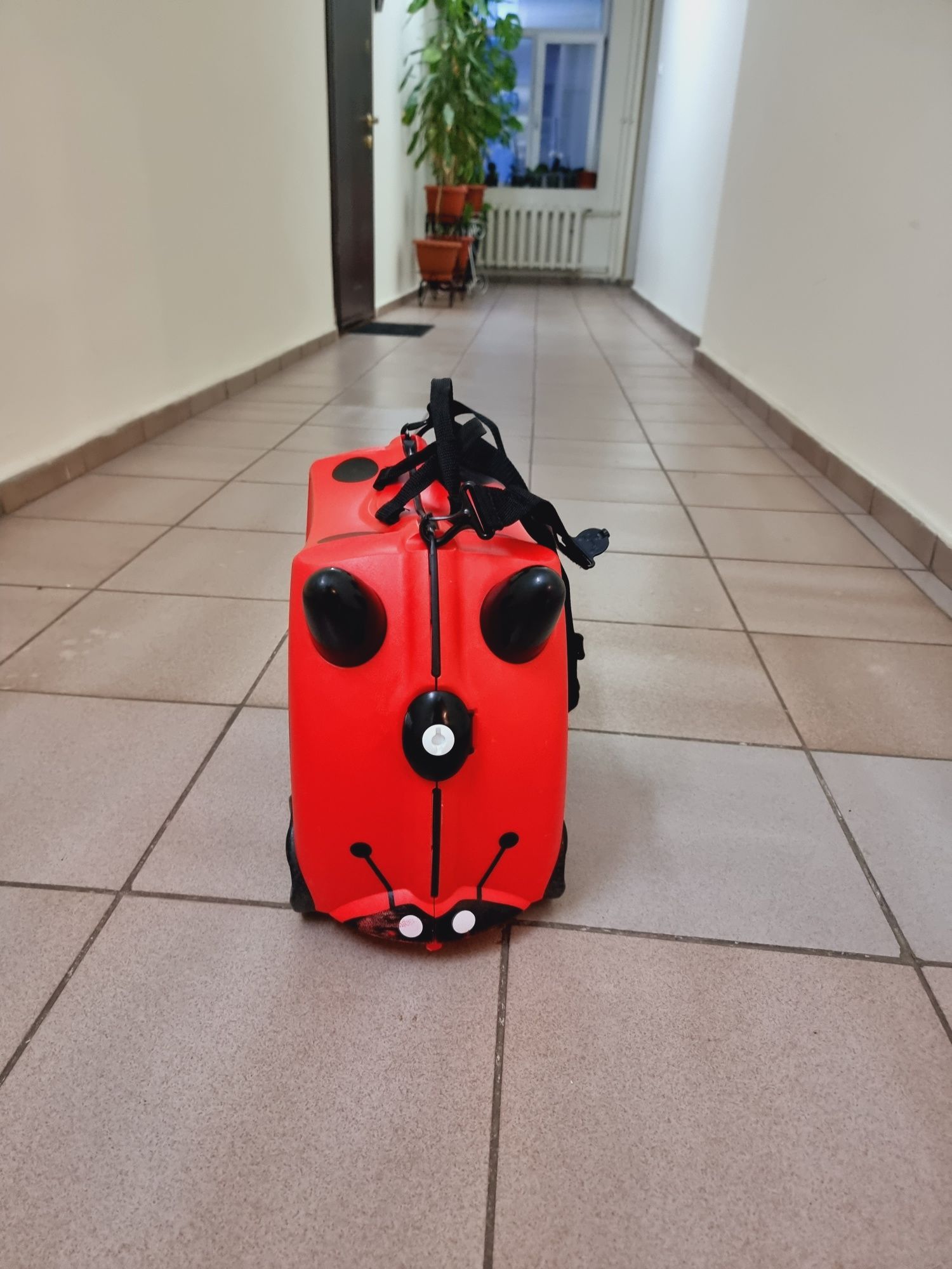 Детский чемодан Trunki