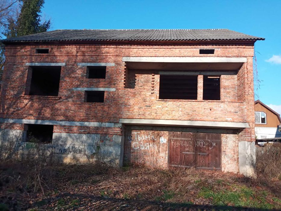 Продам новозбудований будинок